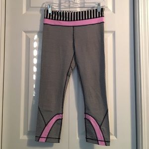 RARE Lululemon Seawheeze Stripe Run Inspire Size 6
