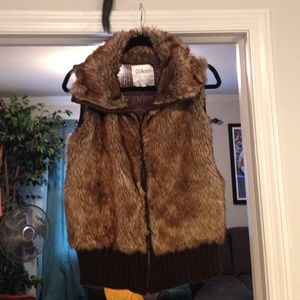 Fur vest