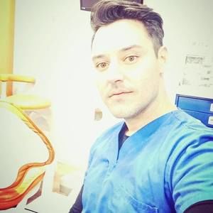 Meet your Posher, Romulo