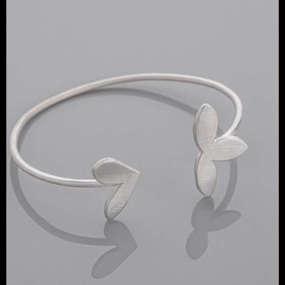 Designer silver flower bracelet - hand made