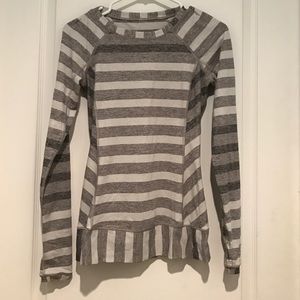 EUC lululemon gray stripes running top size 2.