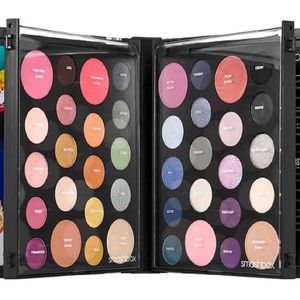 ❌SOLD❌    SMASHBOX art love color palette NWT