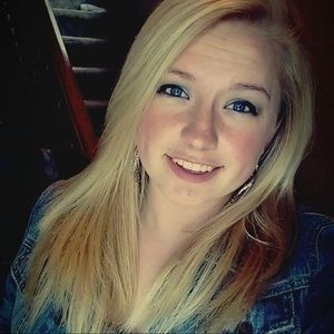 Meet your Posher, Marissa