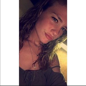 Meet your Posher, Brianna