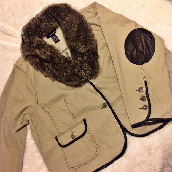 NWOT DENIM & Co. Jacket w/ removable fur collar 3X - Picture 2 of 4