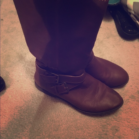 Tall boots - Picture 1 of 2