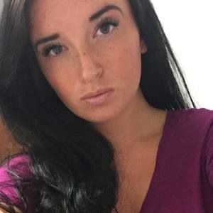 Meet your Posher, Yessie