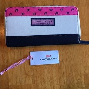 Vineyard Vines Heritage Wallet