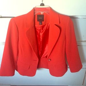 Cropped red blazer