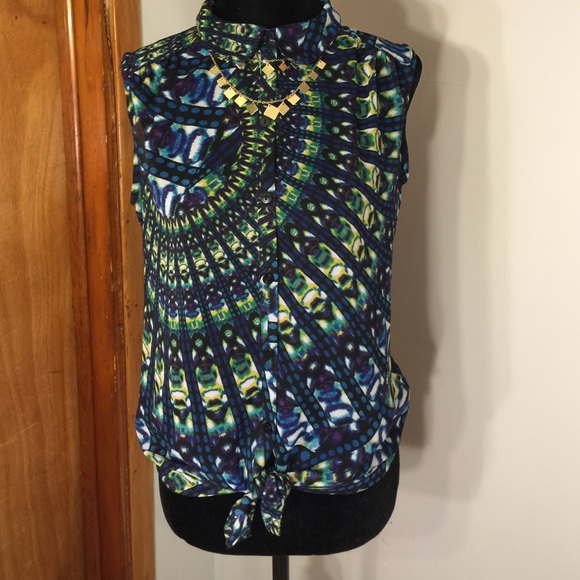 Chiffon Button Up - Picture 6 of 8