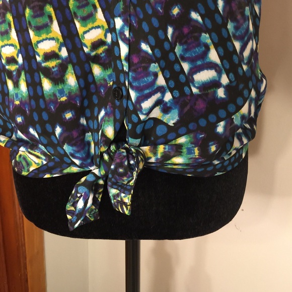 Chiffon Button Up - Picture 7 of 8