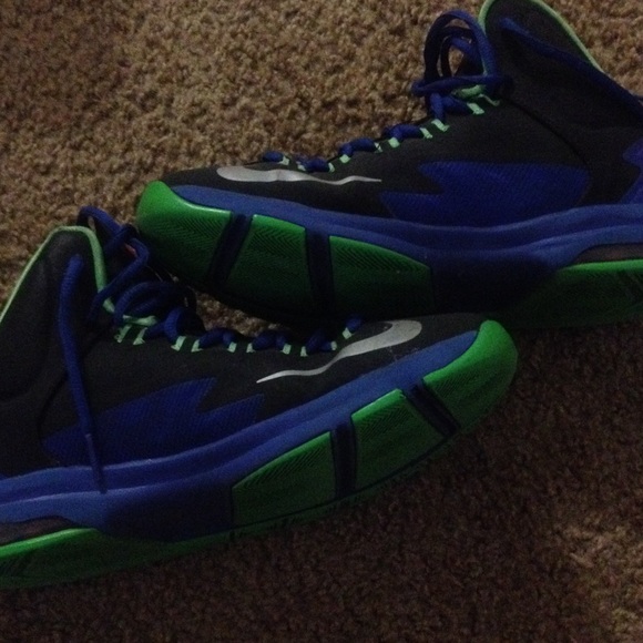 Kd V 6Youth - Picture 2 of 2