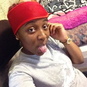 Meet your Posher, Constance