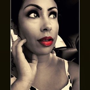 Meet your Posher, Vanessa