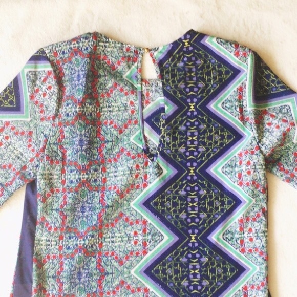 Blue Printed Tunic - Picture 3 of 3