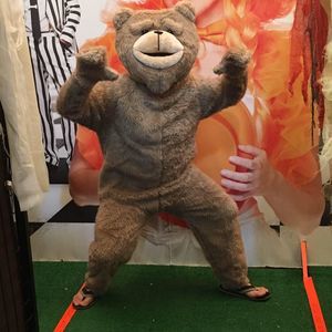 Meet your Posher, Robert