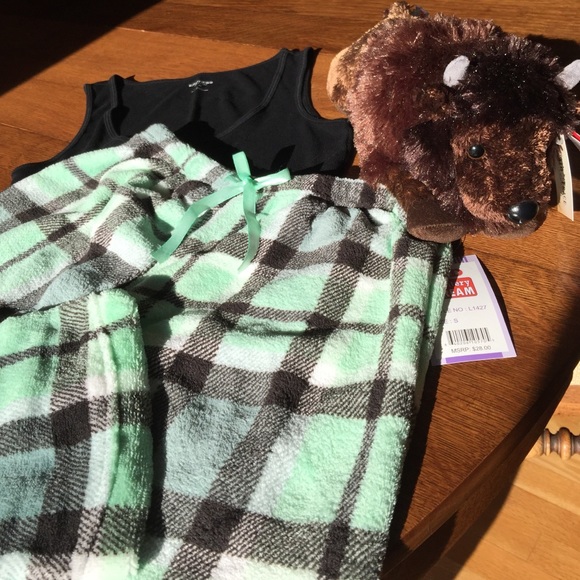 FOR NATALIE 💚 green plaid fleece NEW small 💚💚💚