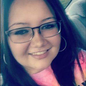 Meet your Posher, Kaci