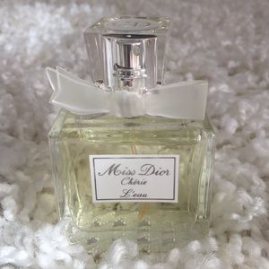 Christian Dior Miss Dior Cherie perfume