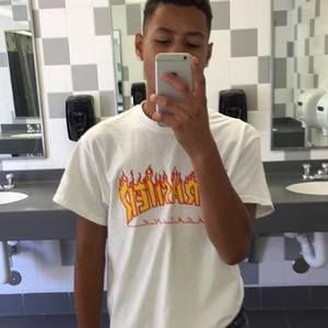 Meet your Posher, Cameron