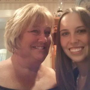 Meet your Posher, Pam