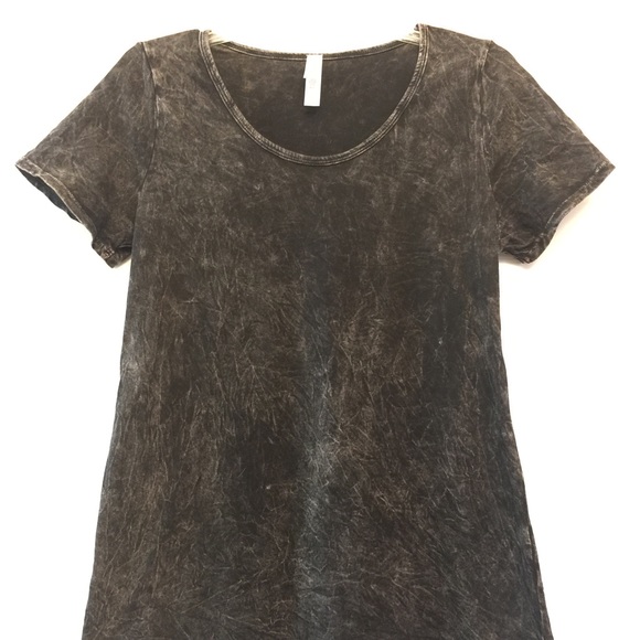 Lularoe Small Classic T