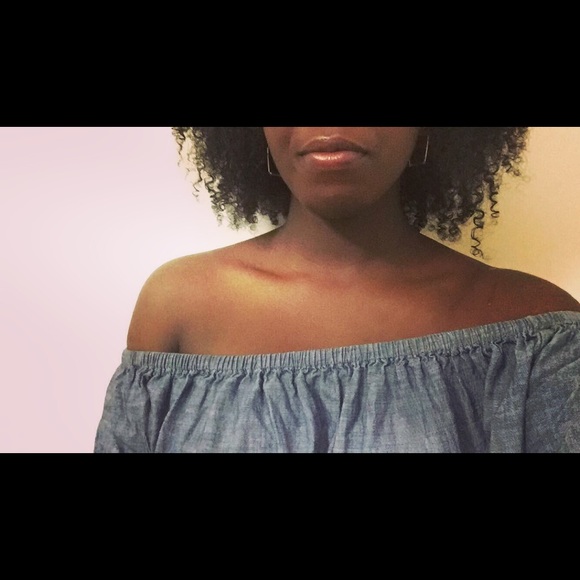 Meet your Posher, Nia - Picture 1 of 1