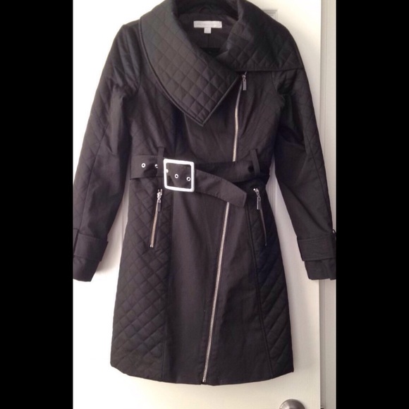 Beautiful fitted trench coat