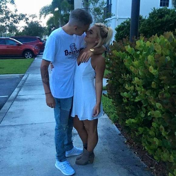 Meet your Posher, Victoria