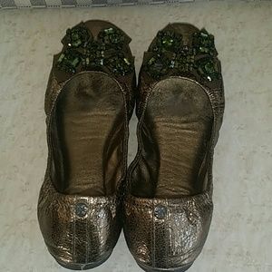 *** SOLD *** Tory Burch - Azalea