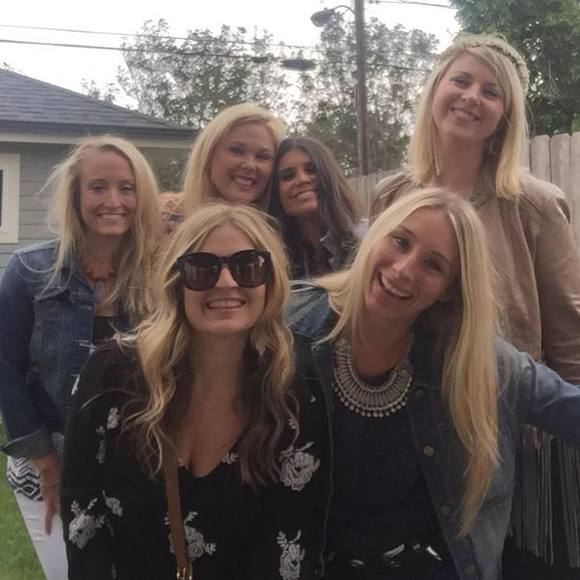 Meet your Posher, Elizabeth - Picture 1 of 1