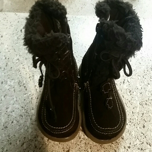 Girl boots