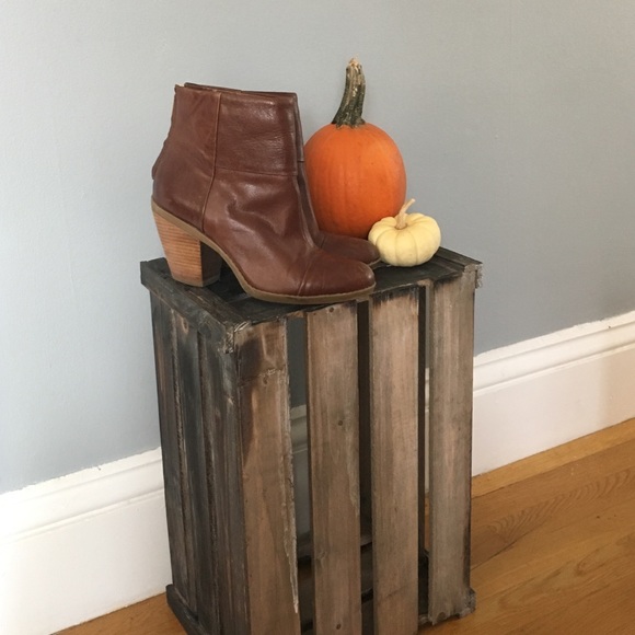 Bandolino booties