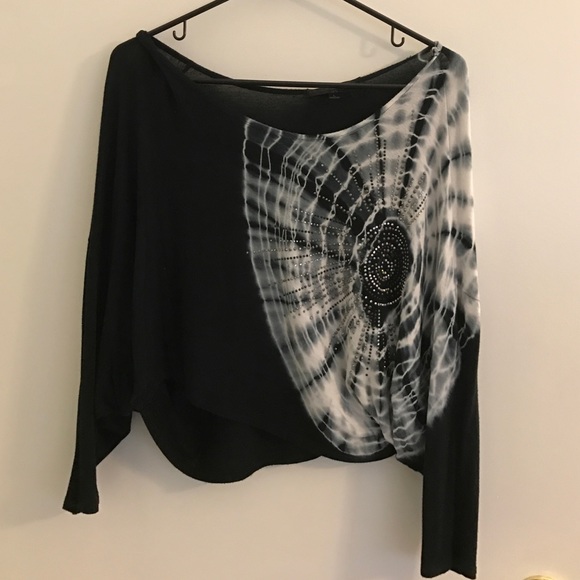 long sleeve crop top