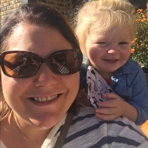 Meet your Posher, Christine