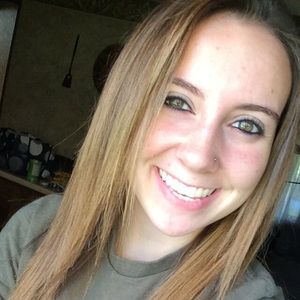 Meet your Posher, Cayla