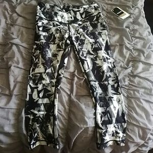 Women's Reebok Sport crop leggings BRAND NEW