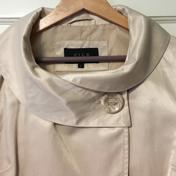 VILA jacket - Picture 2 of 6