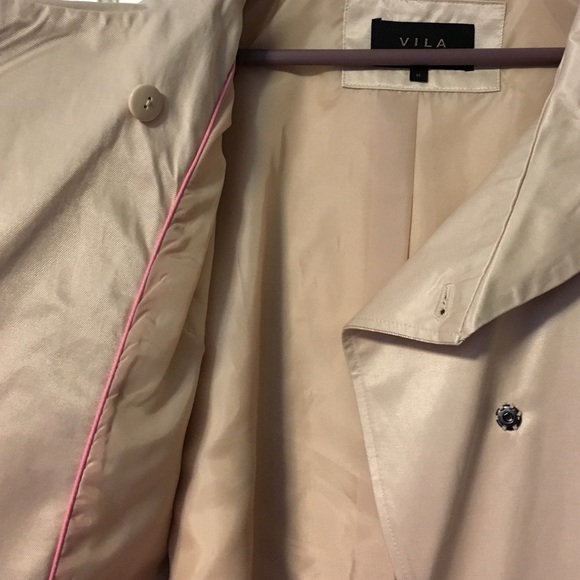 VILA jacket - Picture 3 of 6