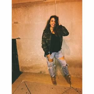 Meet your Posher, Anna