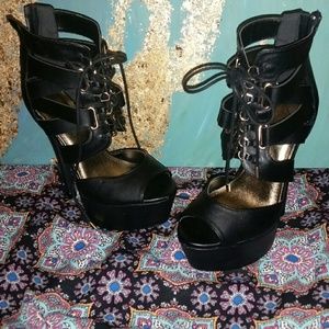Anne Michelle Platform Heel Sz 6.5