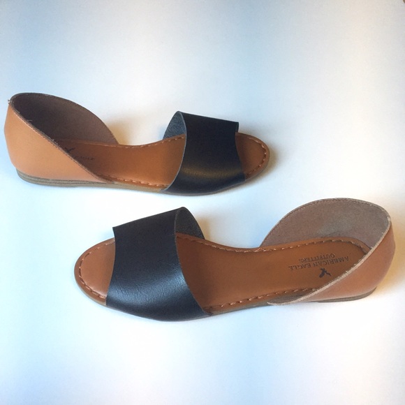American Eagle Outfitters Shoes - American Eagle Black and Tan open toe flats