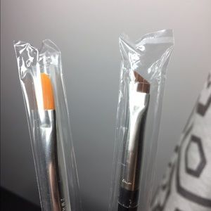 Makeup Nars brush  #38 and #7 sold together