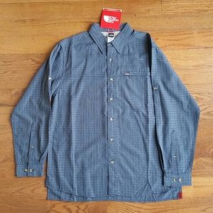 Men's medium bay blue plaid long sleeve button up