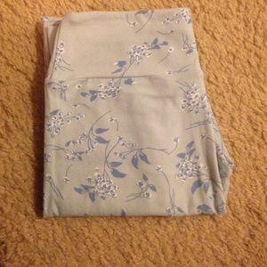 LuLaRoe OS baby's breath leggings