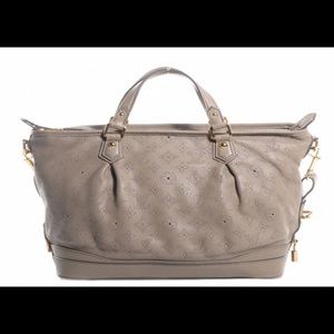 LOUIS VUITTON MAHINA STELLAR PM POUDRE