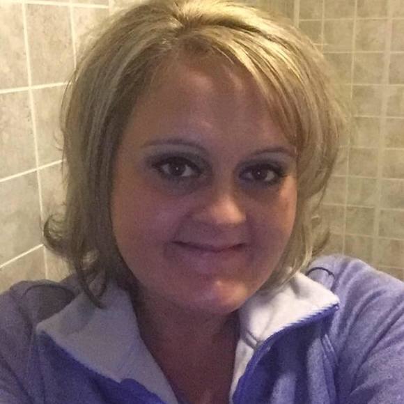 Meet your Posher, Tonya - Picture 1 of 1