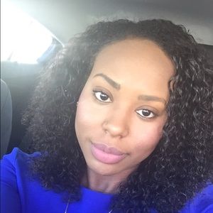 Meet your Posher, Alexandra