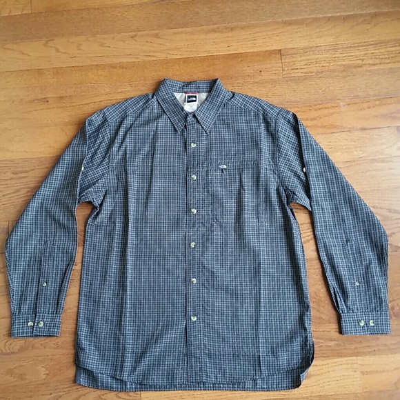 North face Men's plaid shirt in asphalt grey