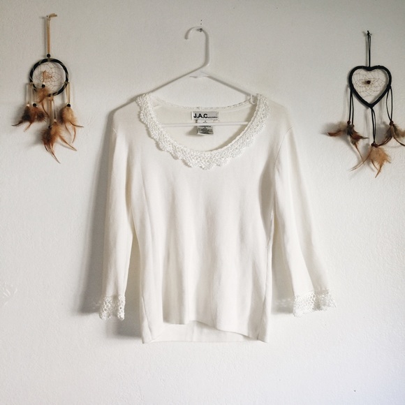 Vintage White Crochet Peter Pan Sweater